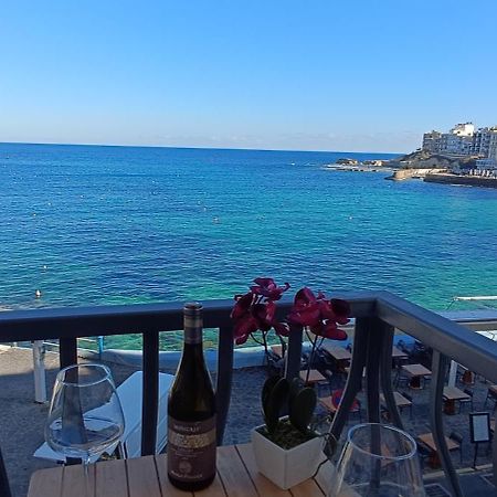 Marsalforn Sea Front Studio Apartment Zebbug  Exterior photo
